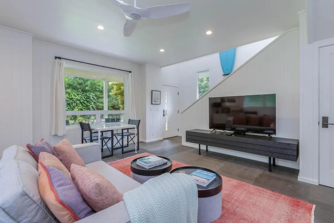 Hanalei Beachfront Cottage Home 度假居