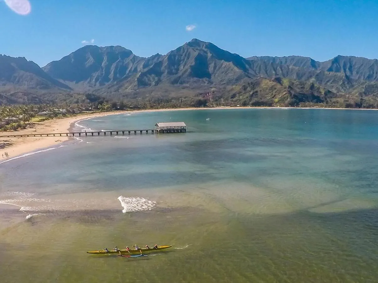 Hanalei Beachfront Cottage Home 0*,  美国